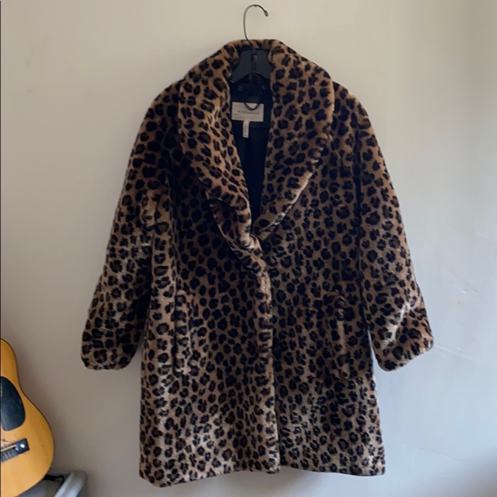Leopard coat